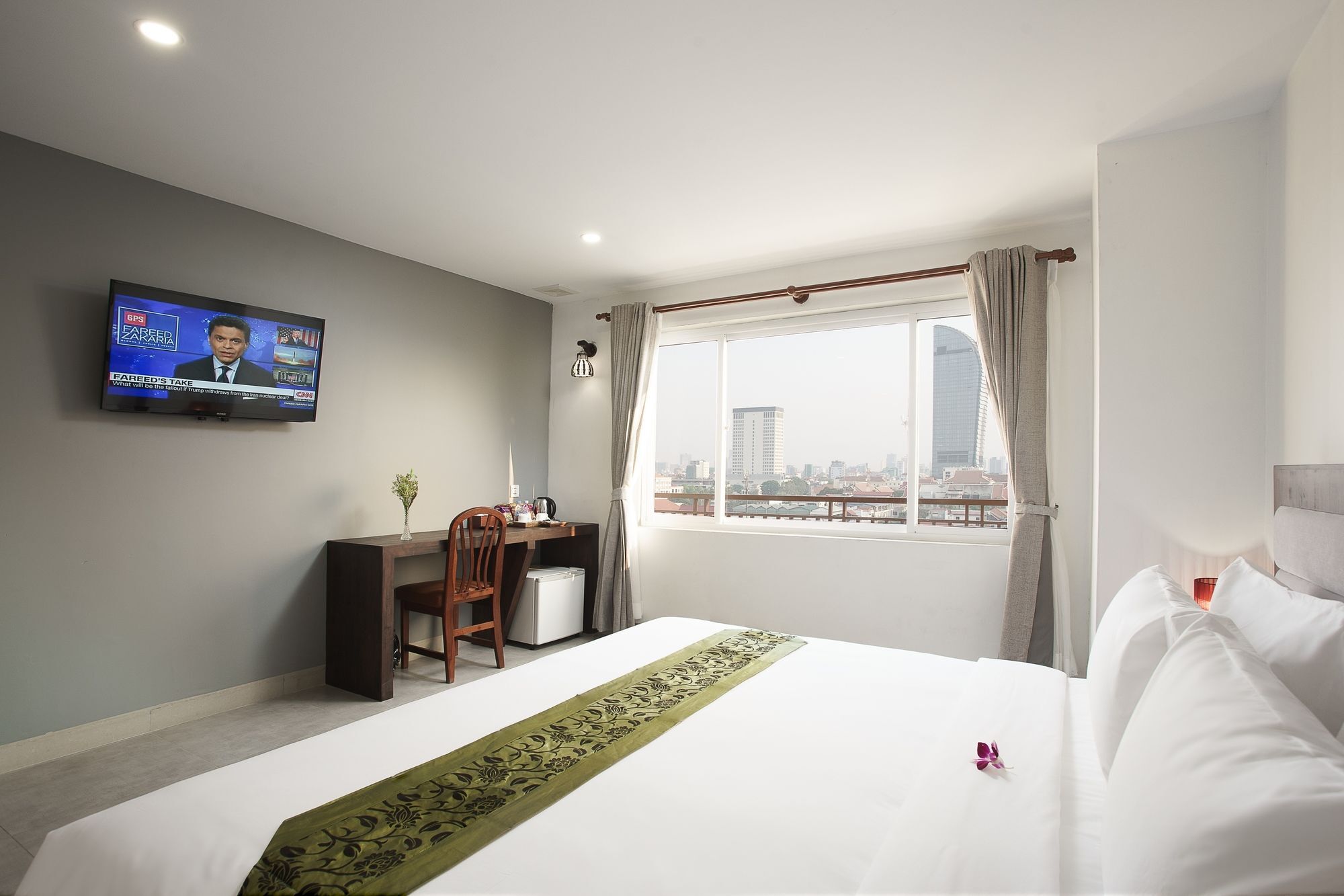 Kuch Oudom Hotel Phnom Penh Exterior foto