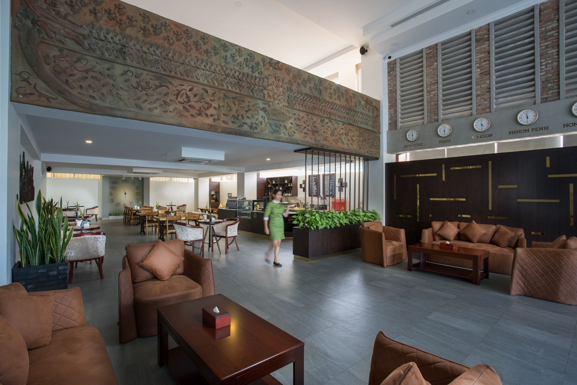 Kuch Oudom Hotel Phnom Penh Exterior foto